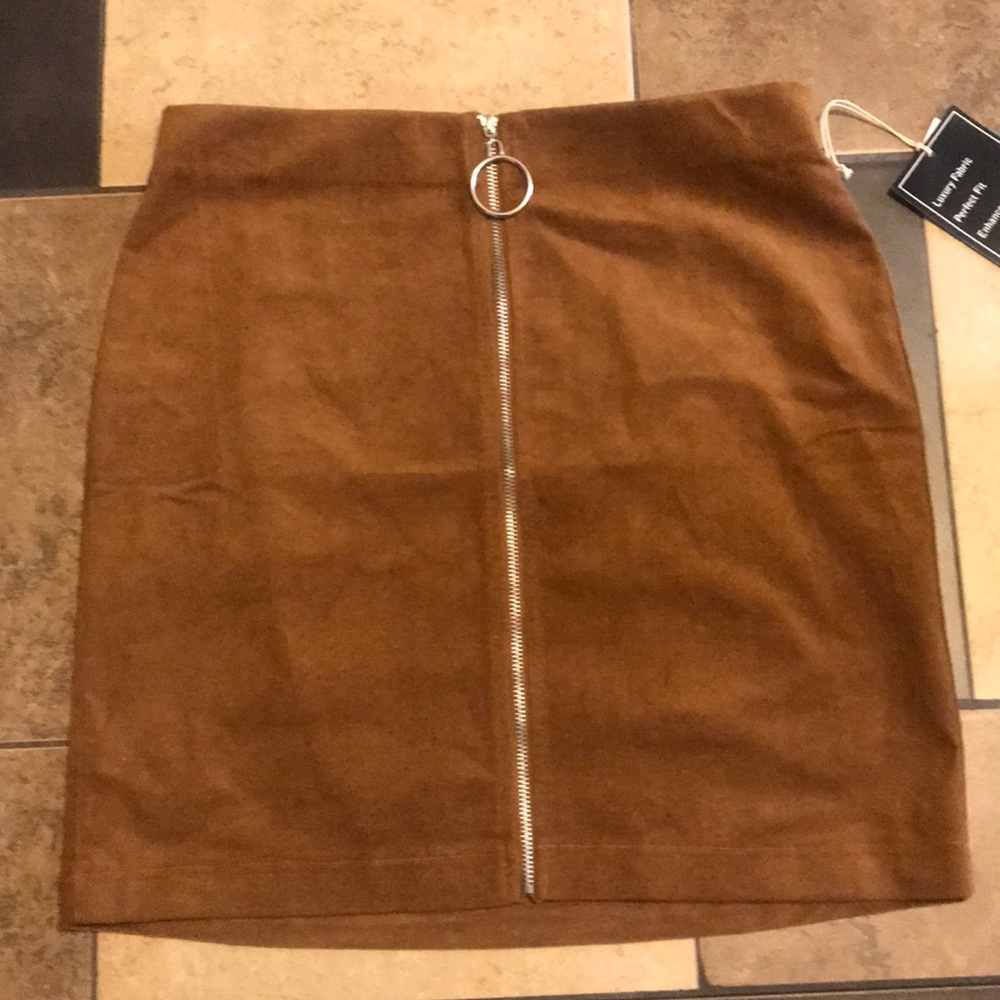 Forever 21 skirt